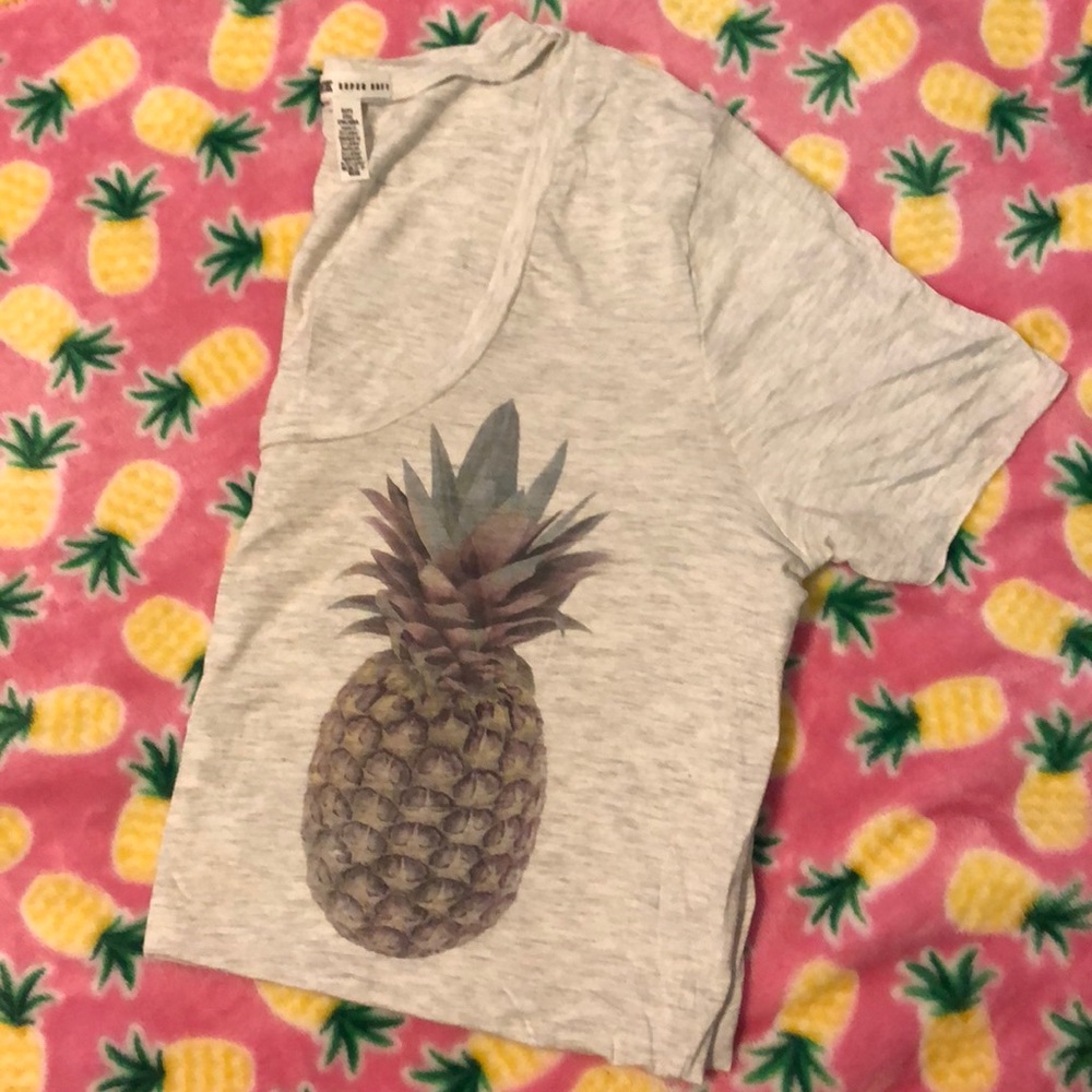 Super soft pineapple tee
